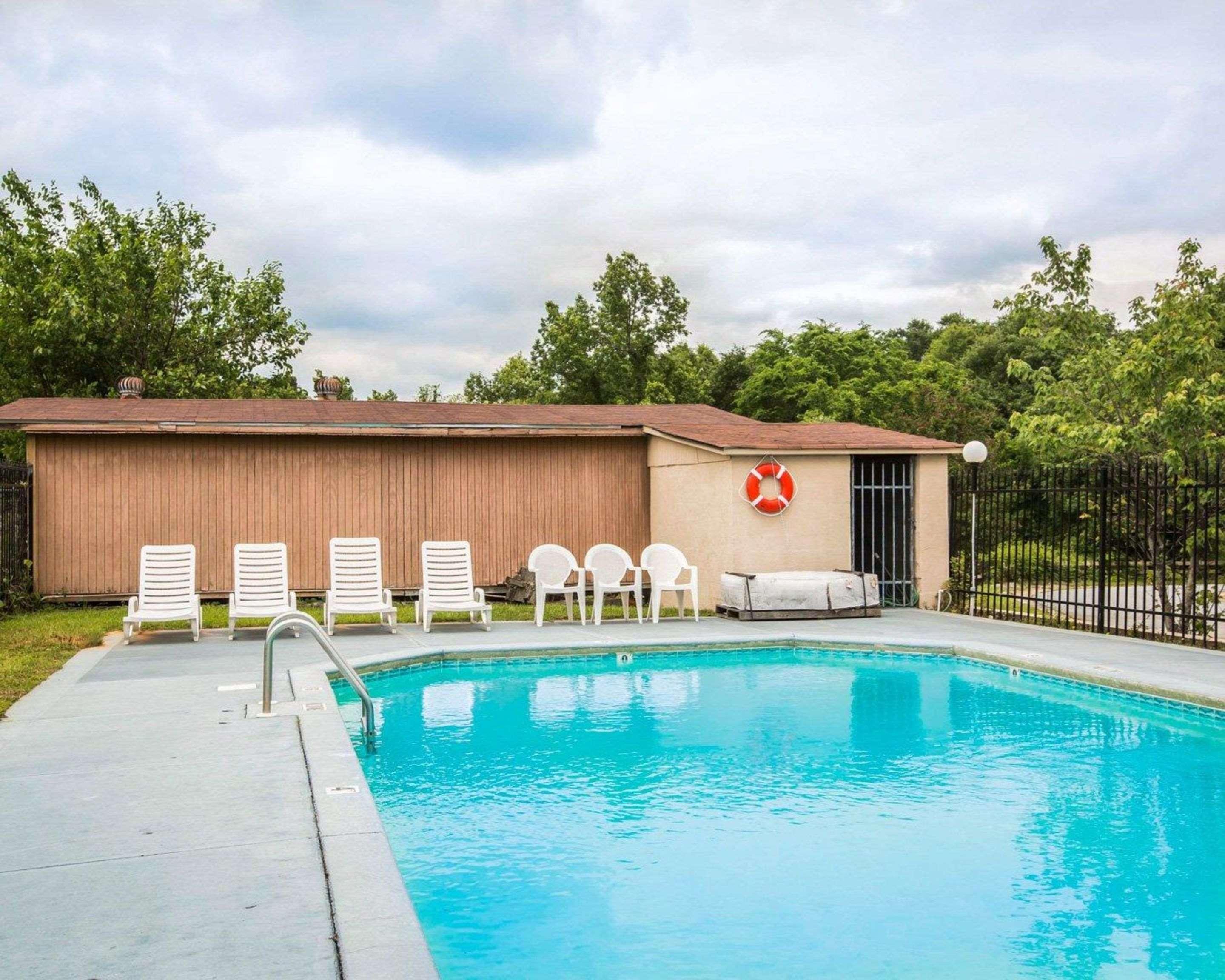 Rodeway Inn Phenix City Kültér fotó