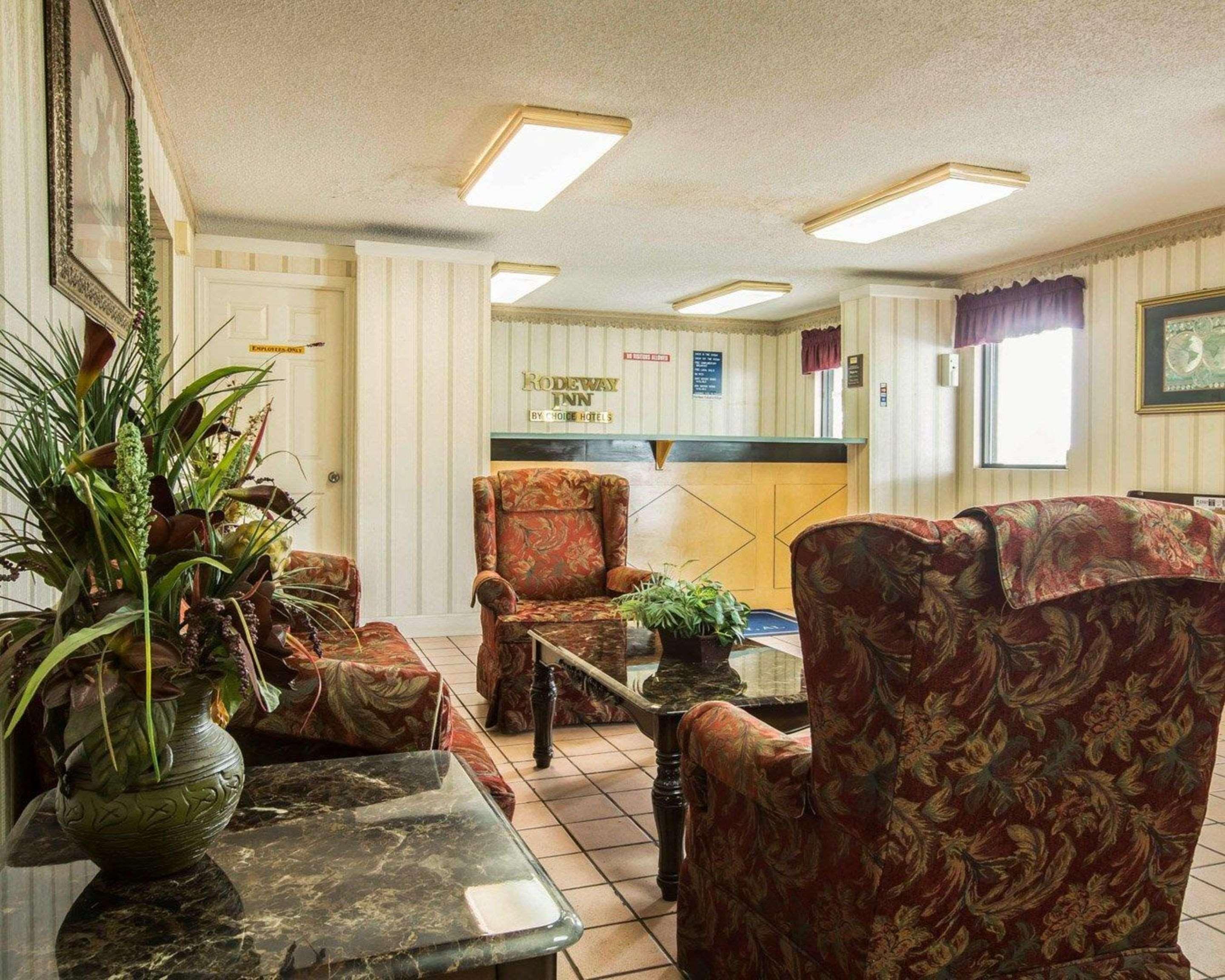 Rodeway Inn Phenix City Kültér fotó