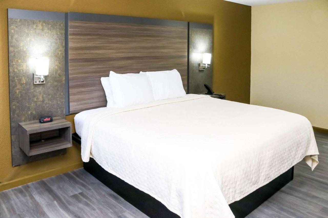 Rodeway Inn Phenix City Kültér fotó